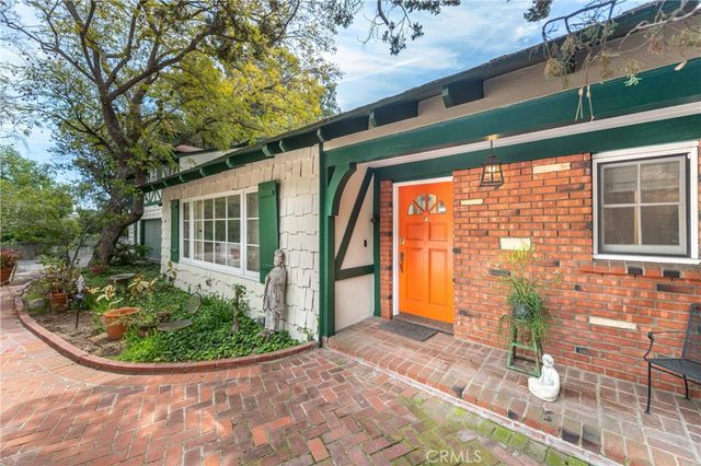 11446 Amanda Drive, Studio City, CA 91604