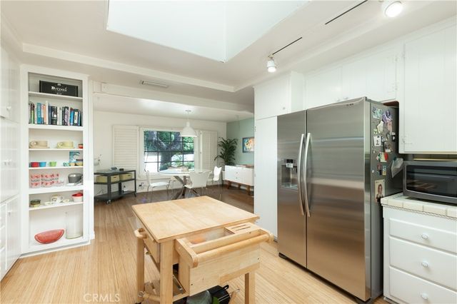 11446 Amanda Drive, Studio City, CA 91604