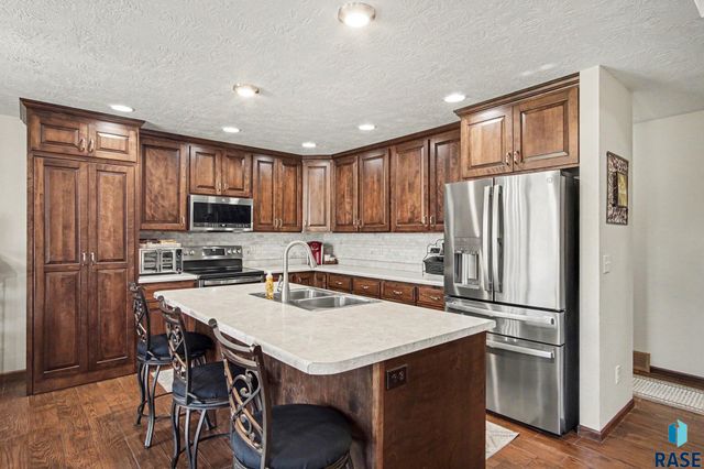 5800 W Yukon Trl Trail, Sioux Falls, SD 57107