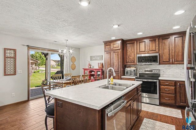 5800 W Yukon Trl Trail, Sioux Falls, SD 57107