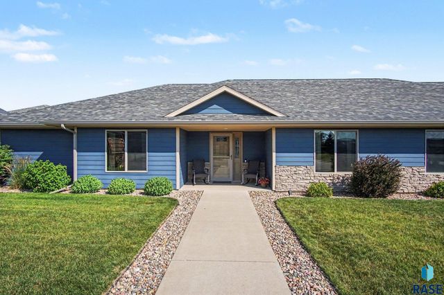 5800 W Yukon Trl Trail, Sioux Falls, SD 57107
