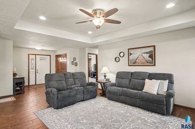 5800 W Yukon Trl Trail, Sioux Falls, SD 57107