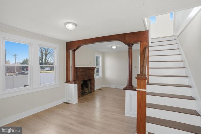 319 W WATER ST, Dover, DE 19904