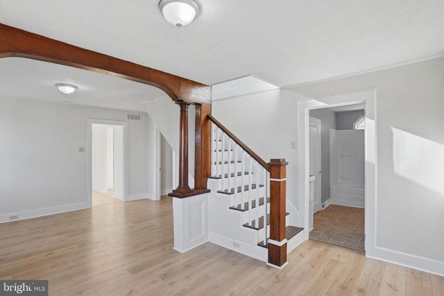 319 W WATER ST, Dover, DE 19904