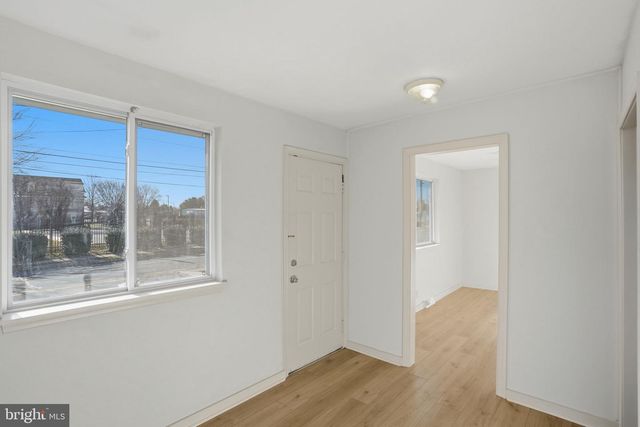 319 W WATER ST, Dover, DE 19904