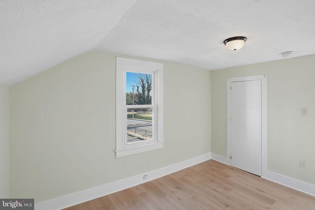 319 W WATER ST, Dover, DE 19904