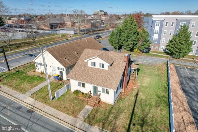 319 W WATER ST, Dover, DE 19904