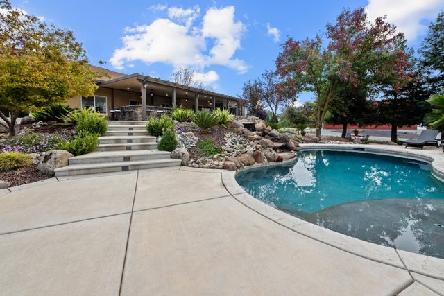 12540 Arabian Ln, Galt, CA 95632