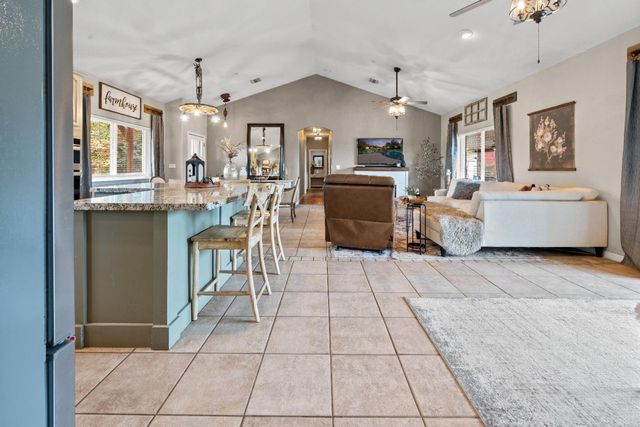 12540 Arabian Ln, Galt, CA 95632