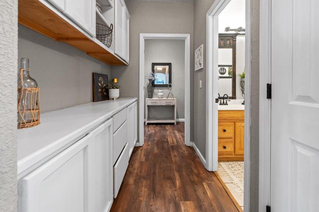 12540 Arabian Ln, Galt, CA 95632