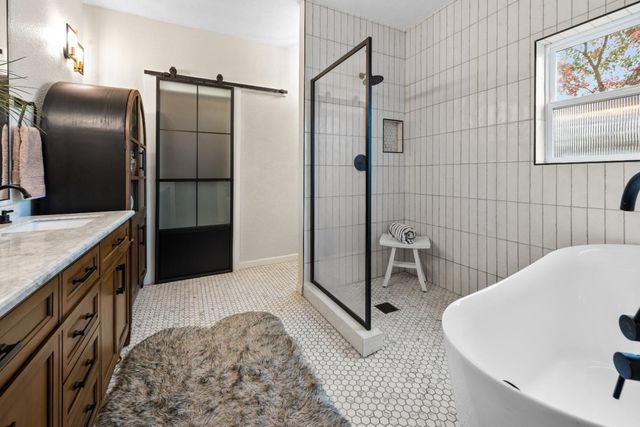 12540 Arabian Ln, Galt, CA 95632