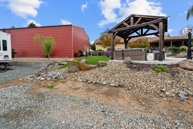 12540 Arabian Ln, Galt, CA 95632