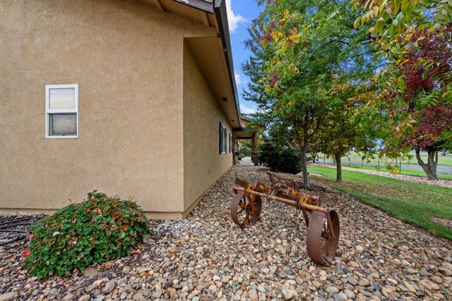 12540 Arabian Ln, Galt, CA 95632