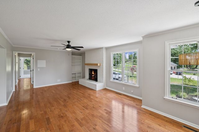 100 Catalpa Dr, Mount Juliet, TN 37122