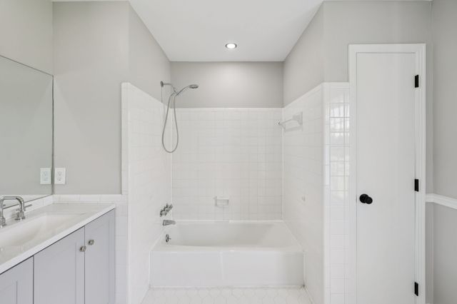 100 Catalpa Dr, Mount Juliet, TN 37122