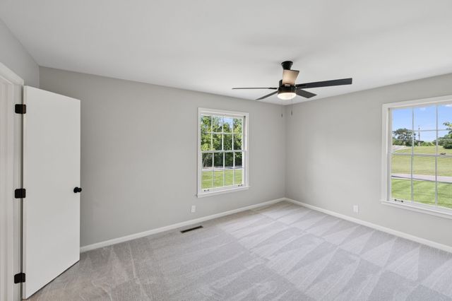 100 Catalpa Dr, Mount Juliet, TN 37122