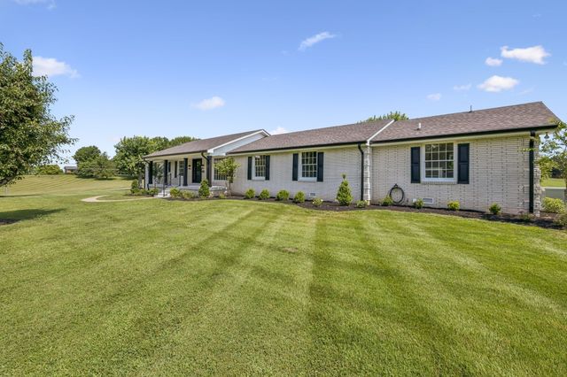 100 Catalpa Dr, Mount Juliet, TN 37122