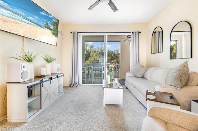 9055 Colby DR # 2213, Fort Myers, FL 33919