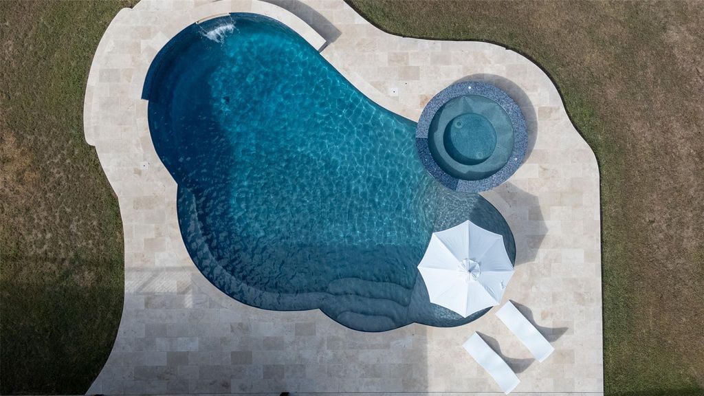 724 Chama TRCE, Dripping Springs, TX 78620