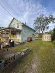 5 Grant Avenue, Peekskill, NY 10566