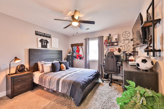 4592 Lomax Ct, Murrells Inlet, SC 29576