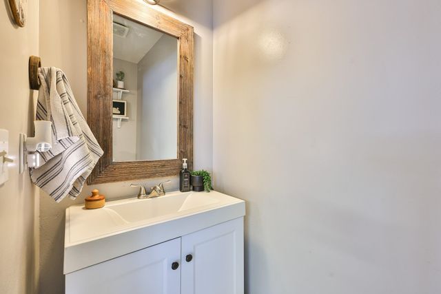 4592 Lomax Ct, Murrells Inlet, SC 29576