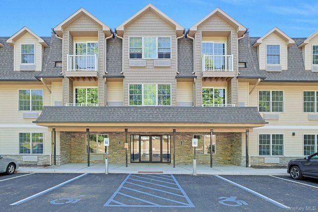 962 S Route 9W 306, Congers, NY 10920