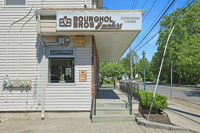 962 S Route 9W 306, Congers, NY 10920