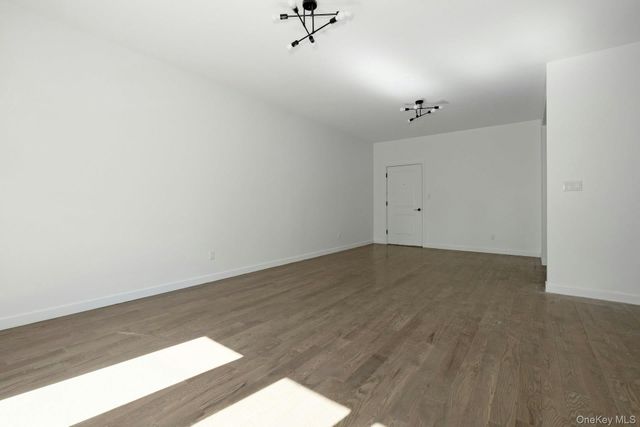 962 S Route 9W 306, Congers, NY 10920