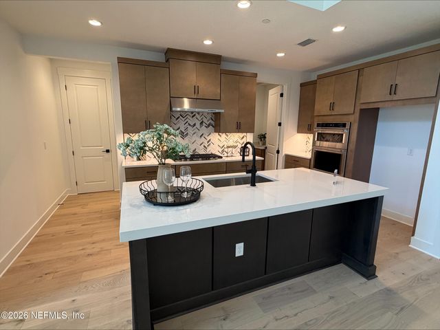 397 OAKMOSS Drive, St. Johns, FL 32259