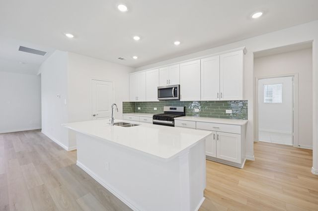 1363 Los Olmos Lane, Crandall, TX 75114