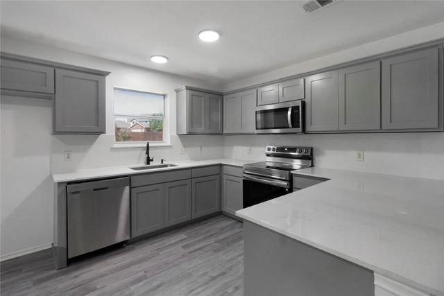 408 Centennial Place, Crowley, TX 76036