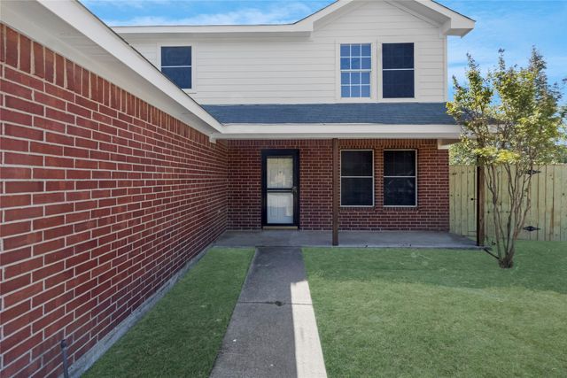 408 Centennial Place, Crowley, TX 76036