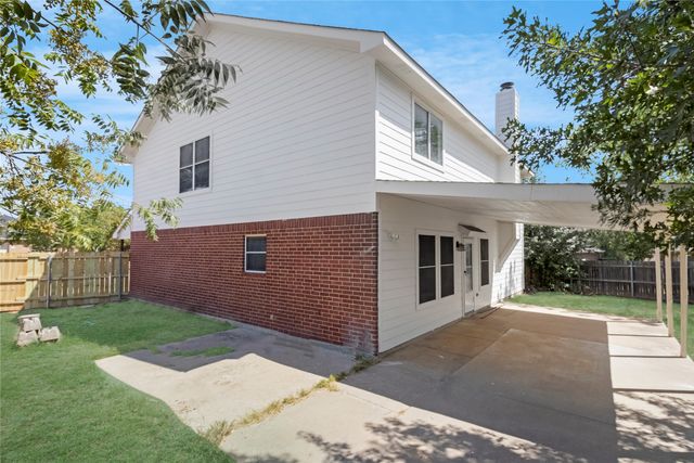 408 Centennial Place, Crowley, TX 76036