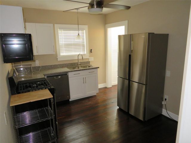 12 Greenwood Street B, Houston, TX 77011