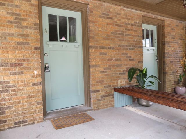 12 Greenwood Street B, Houston, TX 77011