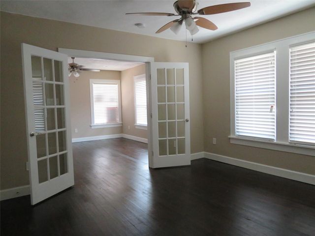 12 Greenwood Street B, Houston, TX 77011