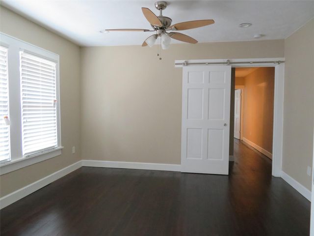 12 Greenwood Street B, Houston, TX 77011