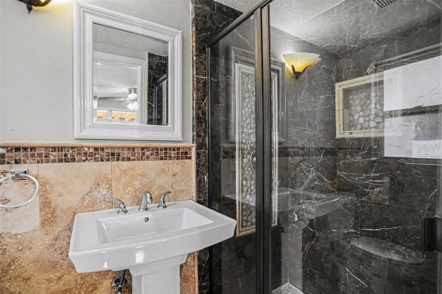 8006 MIMOSA DRIVE, Port Richey, FL 34668