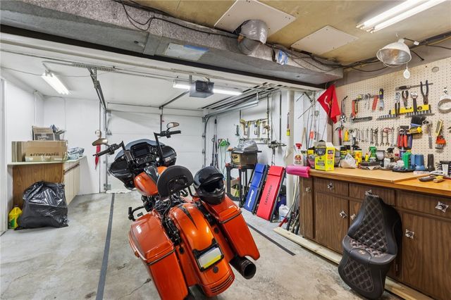 670 Circle Drive, Rostraver, PA 15012