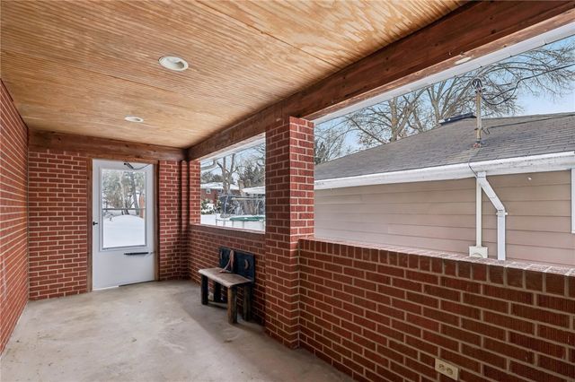 670 Circle Drive, Rostraver, PA 15012