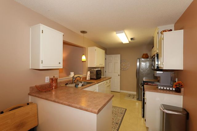 103 Lily Trace, Dothan, AL 36301