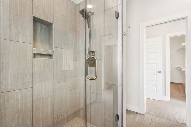 1054 E Huntsville Road, Fayetteville, AR 72701