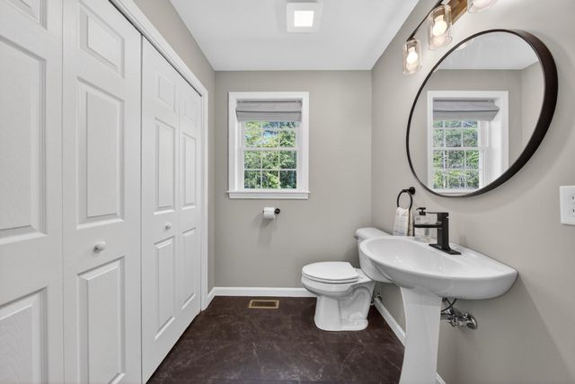 47 Chestnut Drive, Allenstown, NH 03275