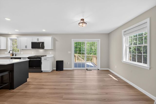 47 Chestnut Drive, Allenstown, NH 03275