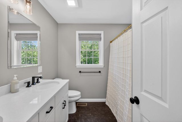 47 Chestnut Drive, Allenstown, NH 03275