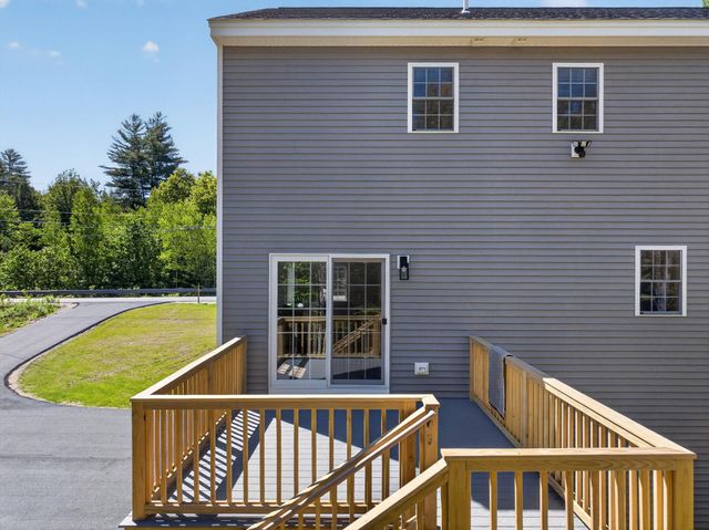 47 Chestnut Drive, Allenstown, NH 03275