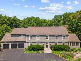 4616 Tamarack Court, Crystal Lake, IL 60012