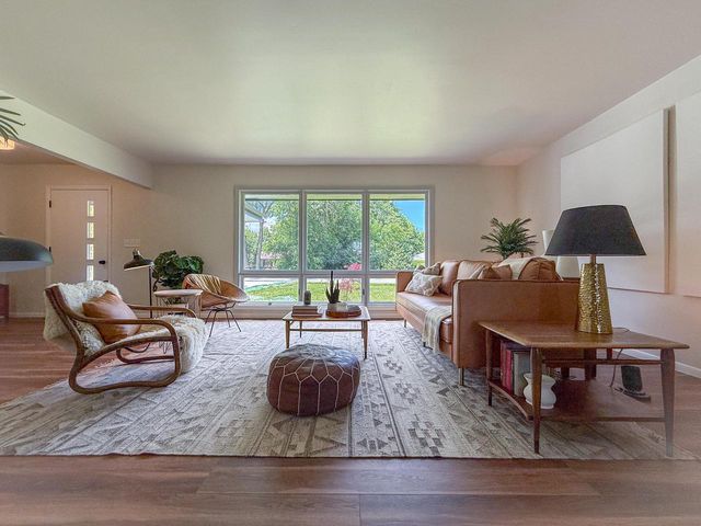 17865 Windemere ROAD, Brookfield, WI 53045