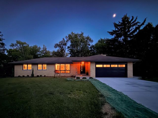 17865 Windemere ROAD, Brookfield, WI 53045